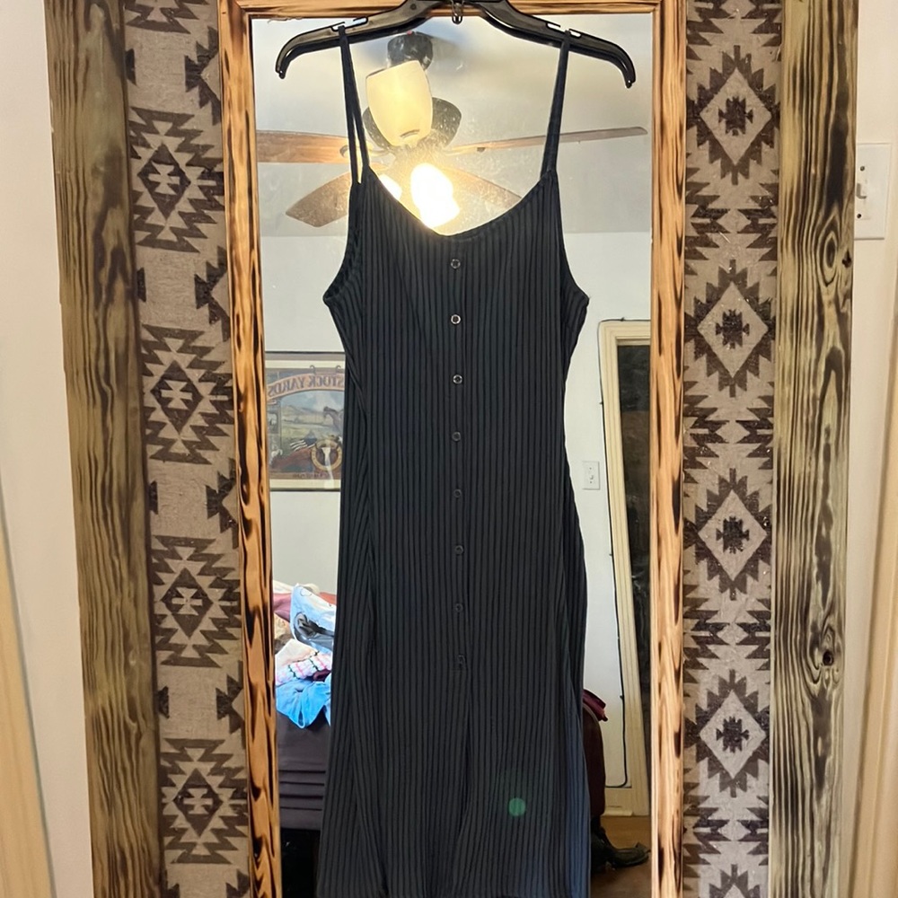 Women’s midi dress